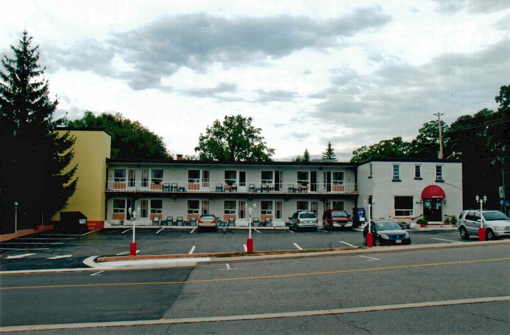 Traveller'S Motel Parry Sound Exterior foto